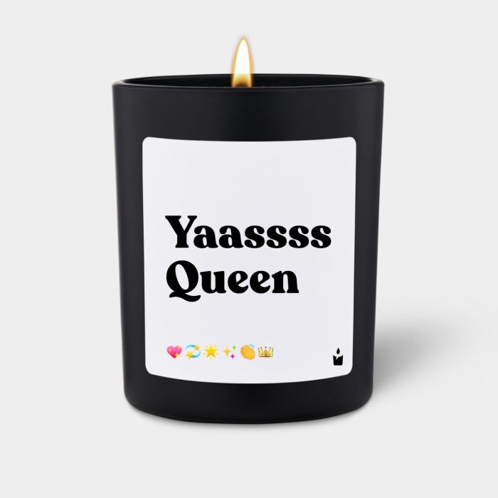 Duftkerze Schwarz Woody Yaassss Queen