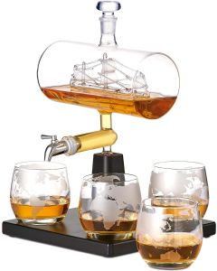 Whisky Gläser & Dekanter Schiff