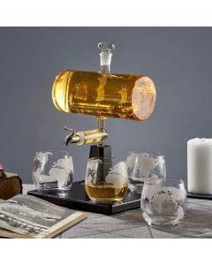 Whisky Gläser & Dekanter Schiff