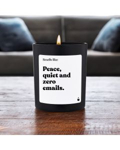 Duftkerze Schwarz Woody Smells like: Peace, quiet and zero emails.