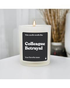 Duftkerze Woody This candle smells like: Colleague Betrayal