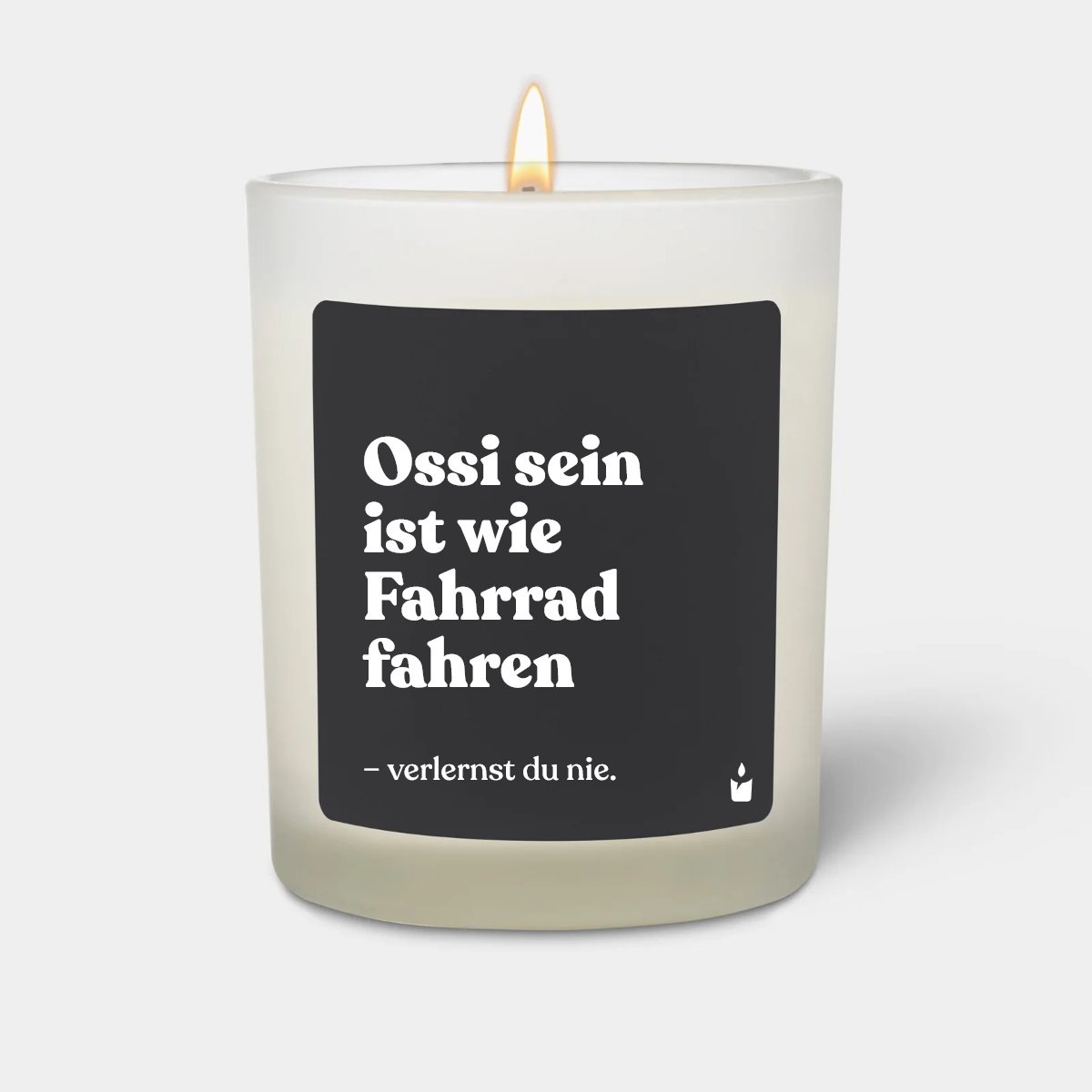 Duftkerze Weiss Woody Ossi sein ist wie Fahrrad fahren